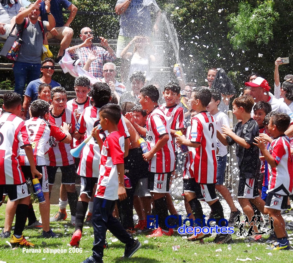Lee más sobre el artículo Se jugaron las finales del infantil. Paraná festejó por partida doble, también El Porvenir y Agricultores