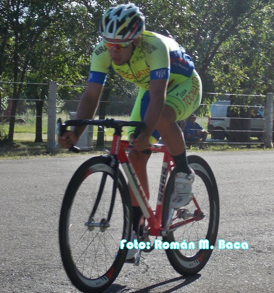 En este momento estás viendo Ciclismo en San Pedro: El pedalista local Cristian Monzón el más rápido en la prueba central