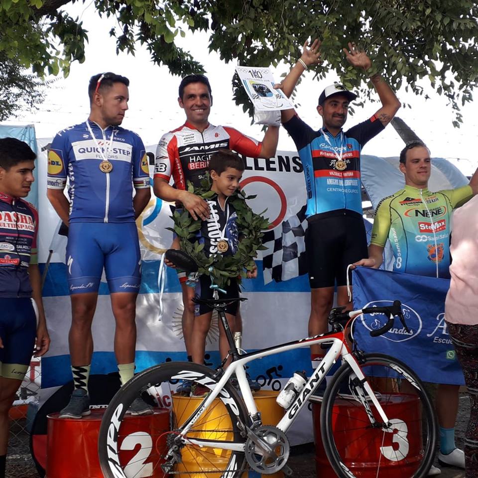 En este momento estás viendo La 28° Edición de los 100 Kms. Capillenses  fue para Facundo Crisafulli