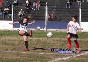 Lee más sobre el artículo Fútbol femenino por el Aniversario de Independencia FC