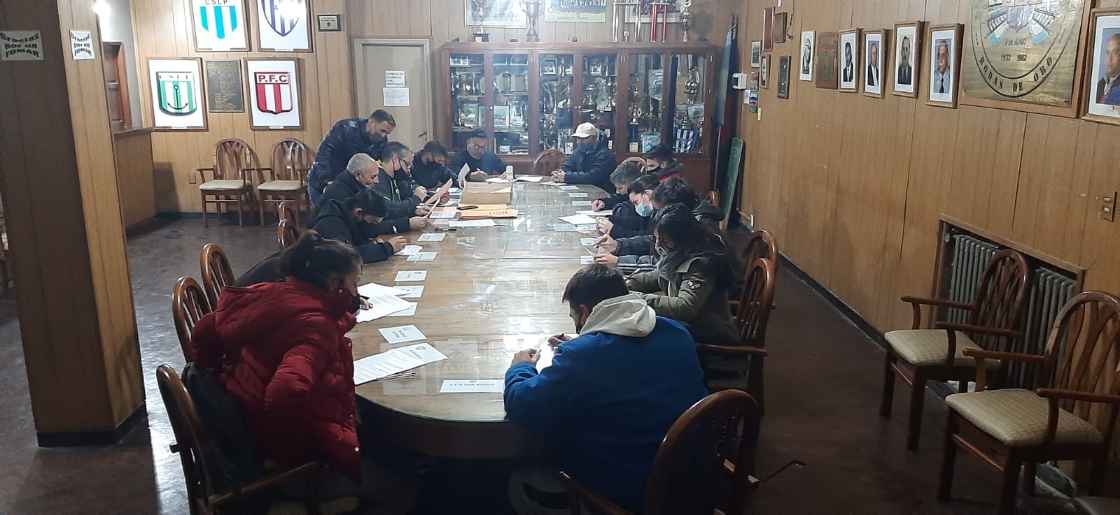 Lee más sobre el artículo Cada semana en la liga, el colegio local capacita a sus árbitros