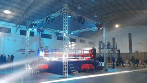 Lee más sobre el artículo Boxeo en San Pedro: la primera vez en vivo por TV para el mundo