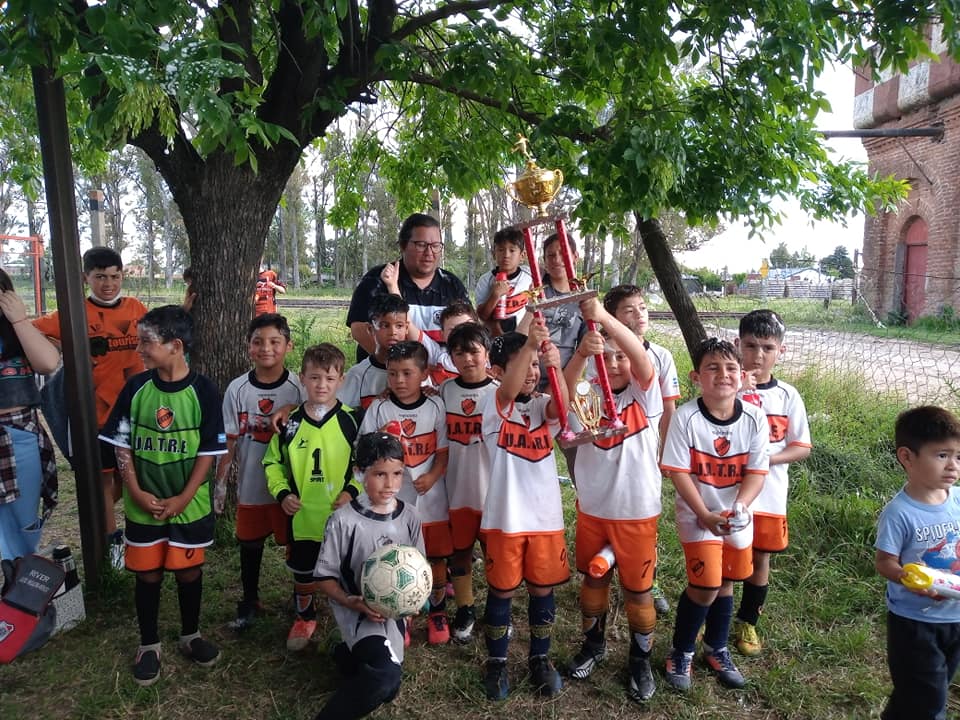 Lee más sobre el artículo Baby fútbol: definiciones en las fechas finales