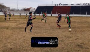 Lee más sobre el artículo Fútbol local: Este fin de semana sólo jugará en divisiones inferiores!