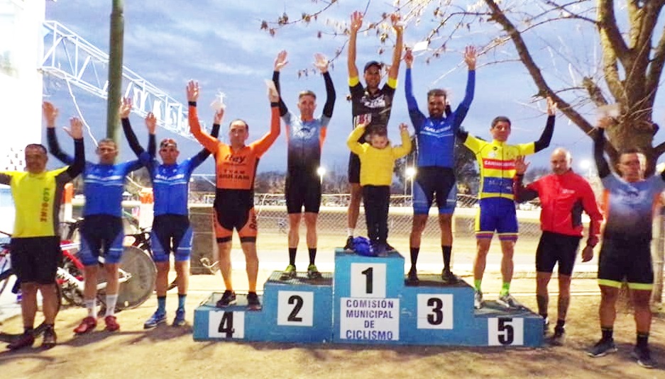 En este momento estás viendo Ciclismo en Salto