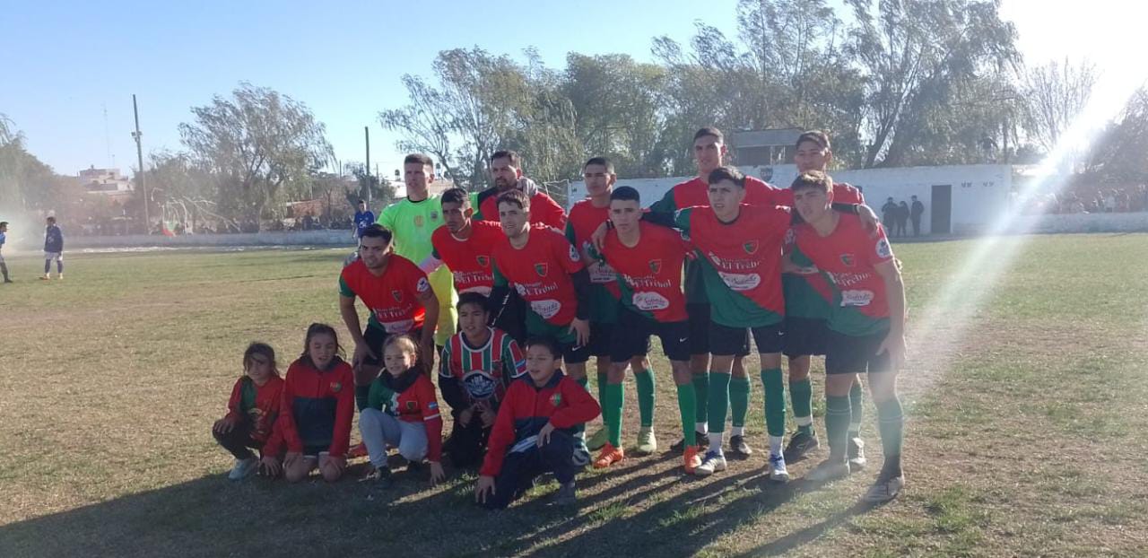 Lee más sobre el artículo Primera A: Rivadavia aprovechó el empate entre CADU y el General y es puntero!