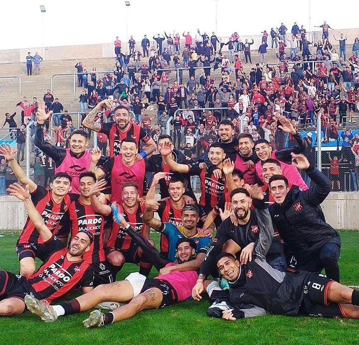 En este momento estás viendo Federal A: Douglas Haig derrotó a Defensores (VR) y es más líder que nunca!