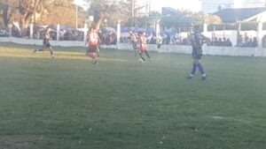 Lee más sobre el artículo Primera A: Agricultores goleó y se juega el ascenso ante Banfield!